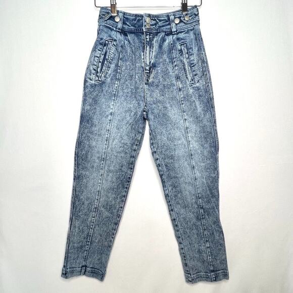 SO Super High Rise Seam Front Straight Mom Jeans Size 3 - Picture 1 of 13